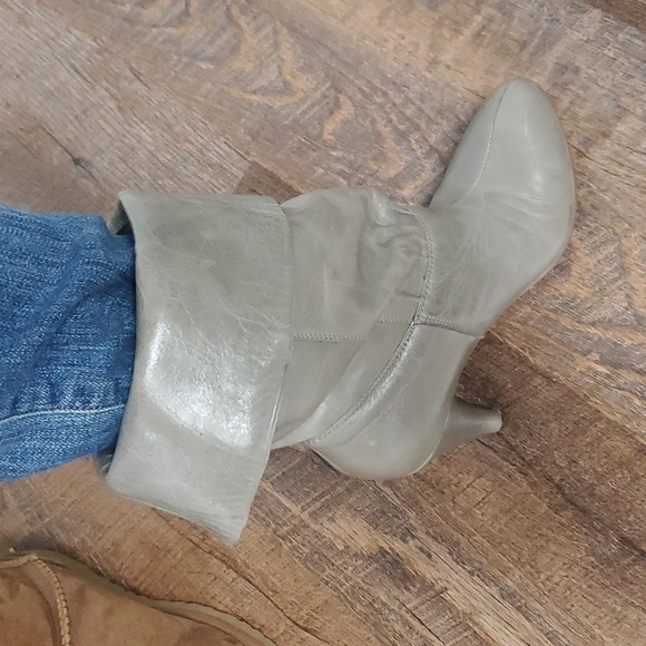 VNTG JEFFREY CAMPBELL IBIZA ENVY ANKLE BOOT W/MAGNETIC CLOSURE, WEAR UP OR DOWN - Picture 11 of 11